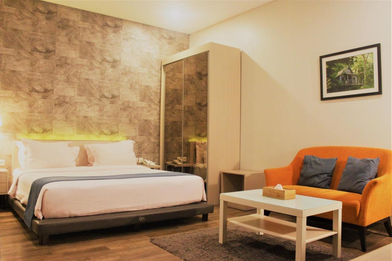 Treehouse Suites - Boutique Serviced Apartment Yakarta Exterior foto