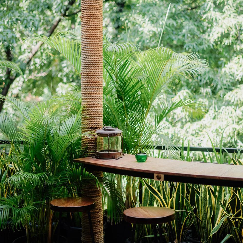 Treehouse Suites - Boutique Serviced Apartment Yakarta Exterior foto