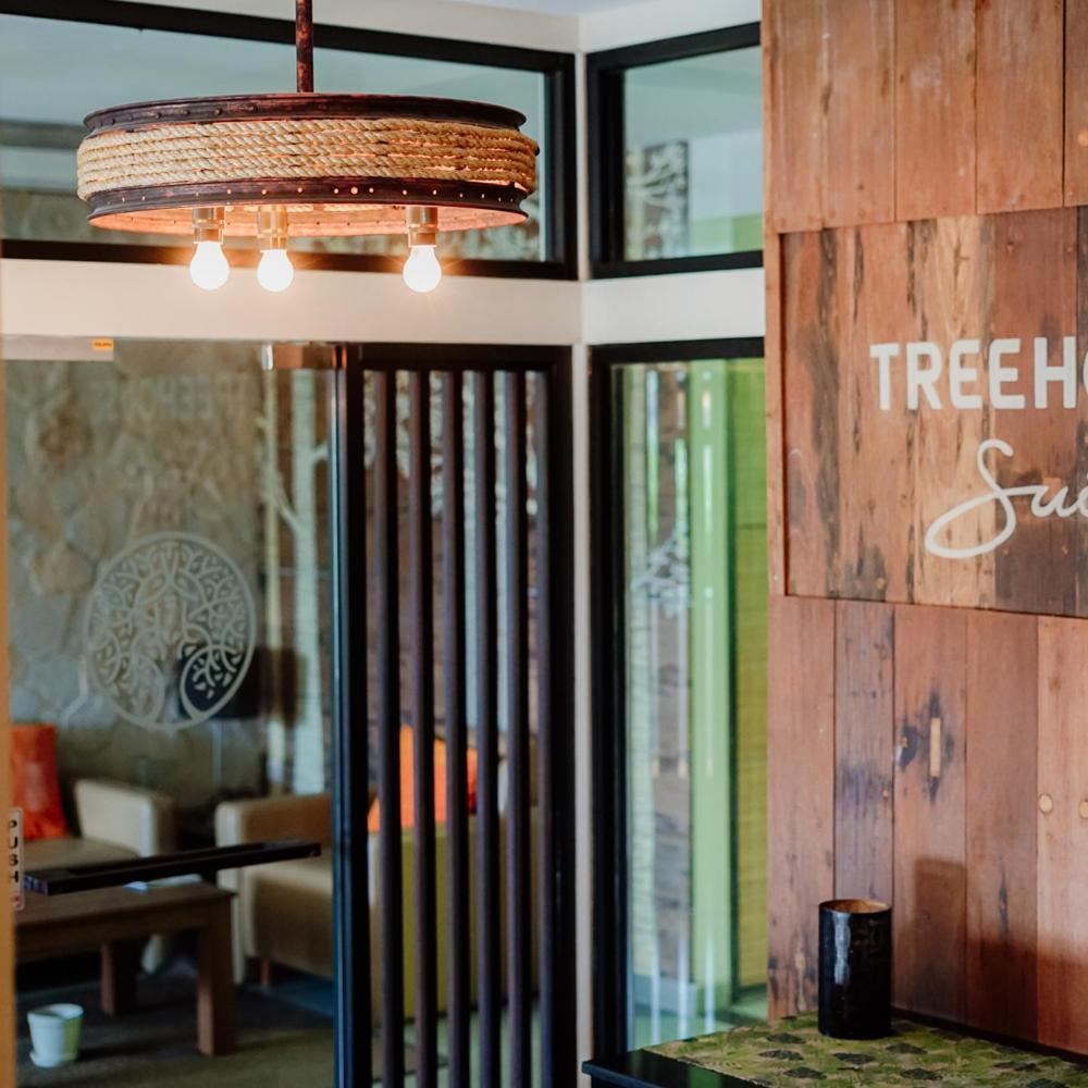 Treehouse Suites - Boutique Serviced Apartment Yakarta Exterior foto