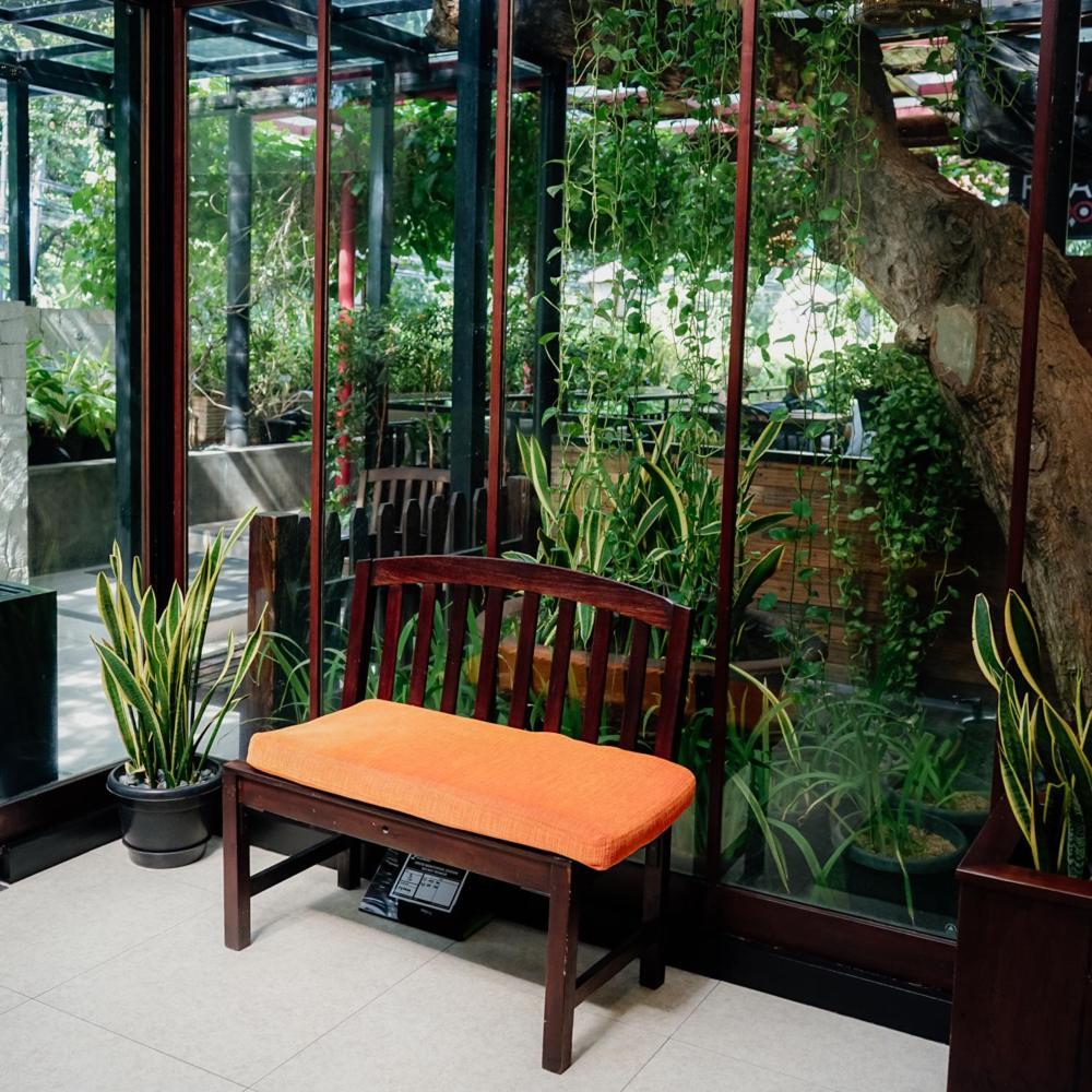 Treehouse Suites - Boutique Serviced Apartment Yakarta Exterior foto