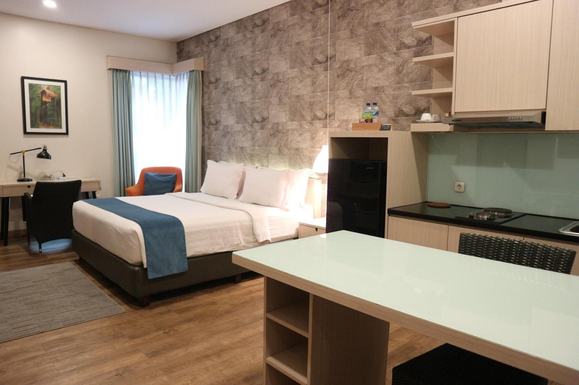 Treehouse Suites - Boutique Serviced Apartment Yakarta Exterior foto